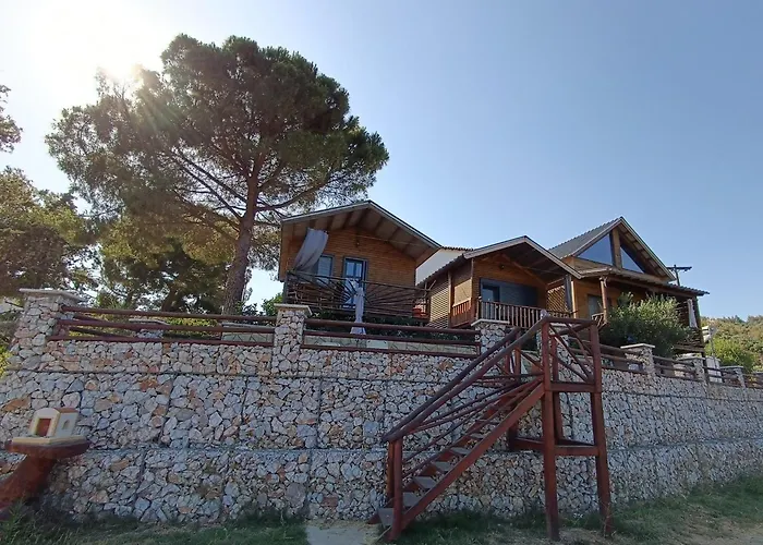 Kartalia Wooden Tatil Evi